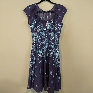 Women's/Junior dress